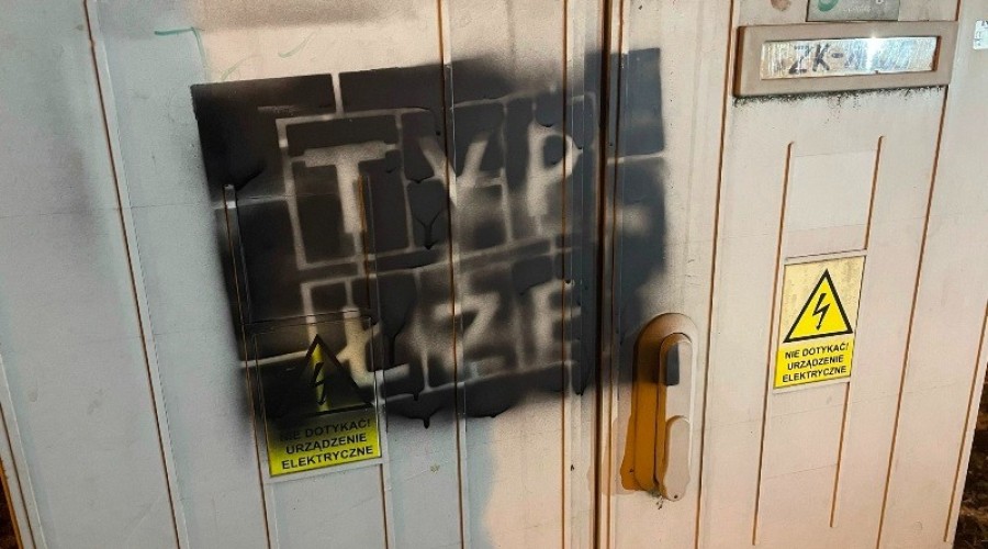 Akt wandalizmu w Nowym Dworze Gdańskim.  (1)
