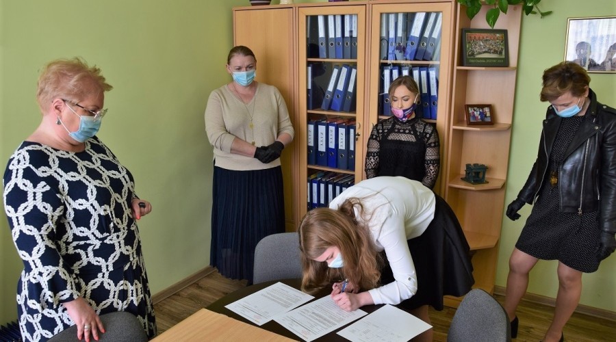 Matura 2021 w Zespole Szkół. Pierwszy dzień zmagań (1)