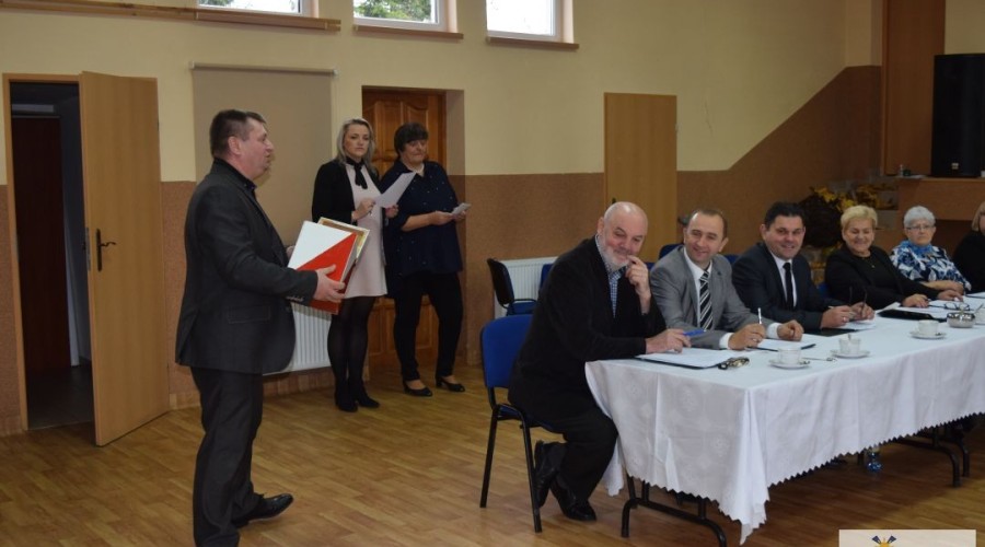 pierwsza-sesja-rady-gminy-stegna-100