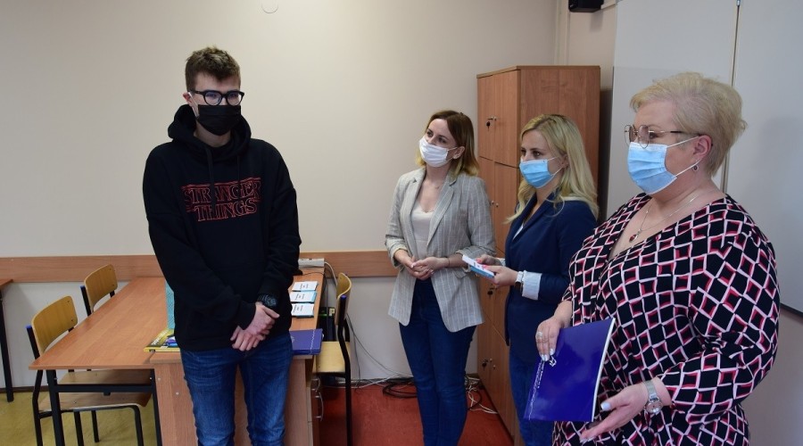 Konkurs z języka angielskiego zs nr 2 (4)