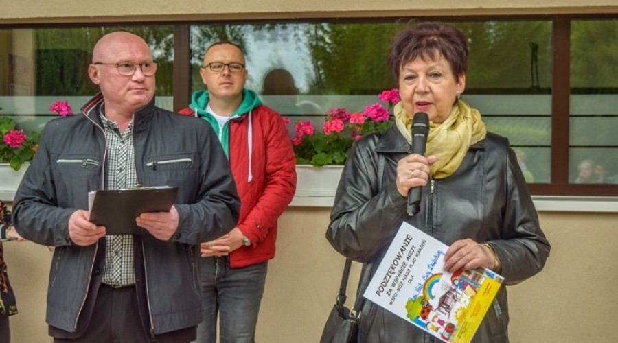 Otwarcie placu zabaw i festyn rodzinny w Tujsku (20)