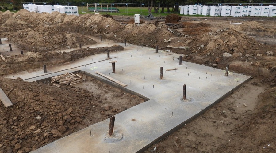 budowa hali drewnica