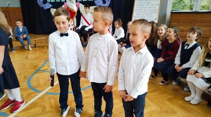 Stegna. Dzień Edukacji Narodowej i pasowanie uczniów (7)