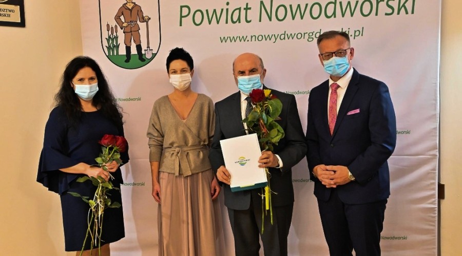 Nagrody Starosty Nowodworskiego dla nauczycieli placówek oświatowych (6)
