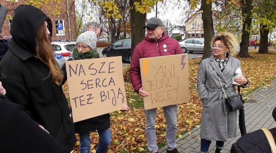 ani jednej więcej marsz dla izy02