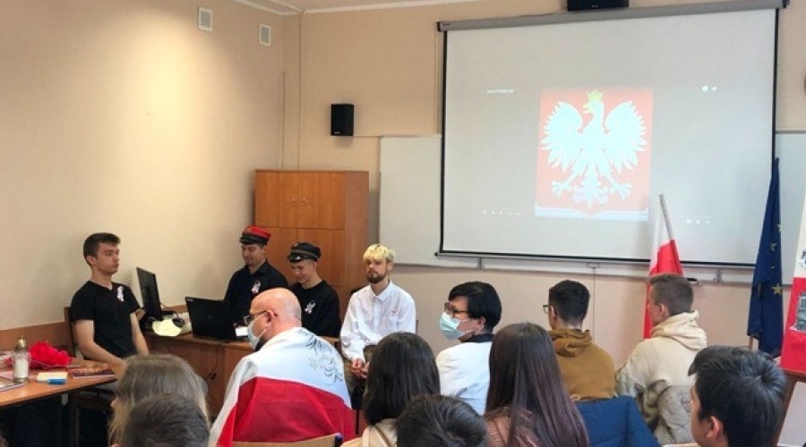 Święto Niepodległości w zespole szkół (8)