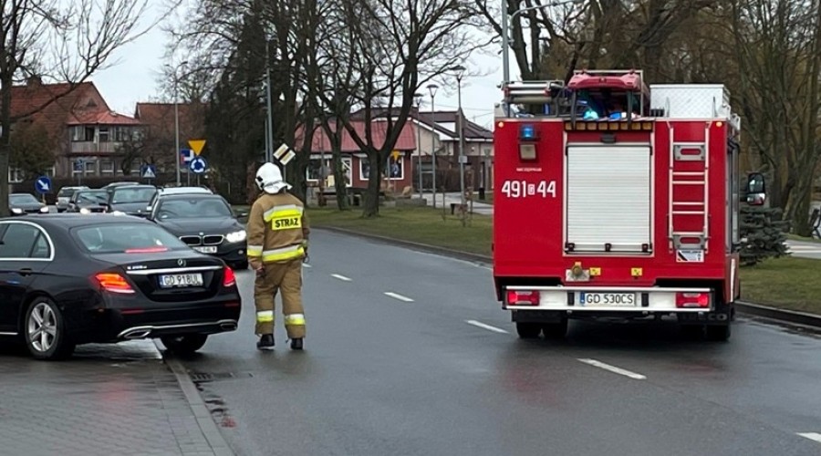 nowy dwór gd wypadek trzech aut (4)