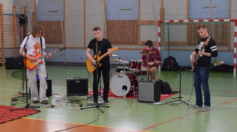 VI Powiatowy Konkurs Piosenki Angielskiej (1)