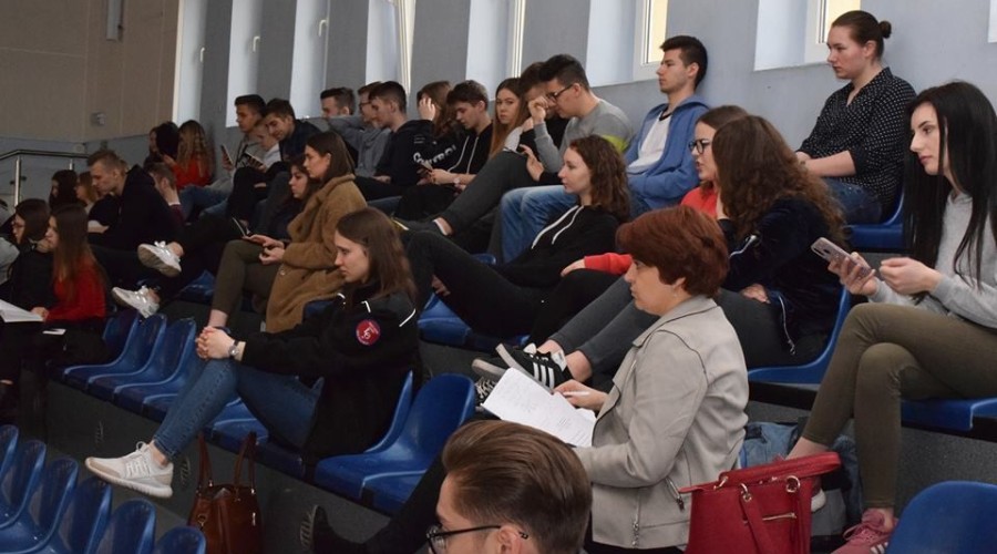 VI Powiatowy Konkurs Piosenki Angielskiej (21)