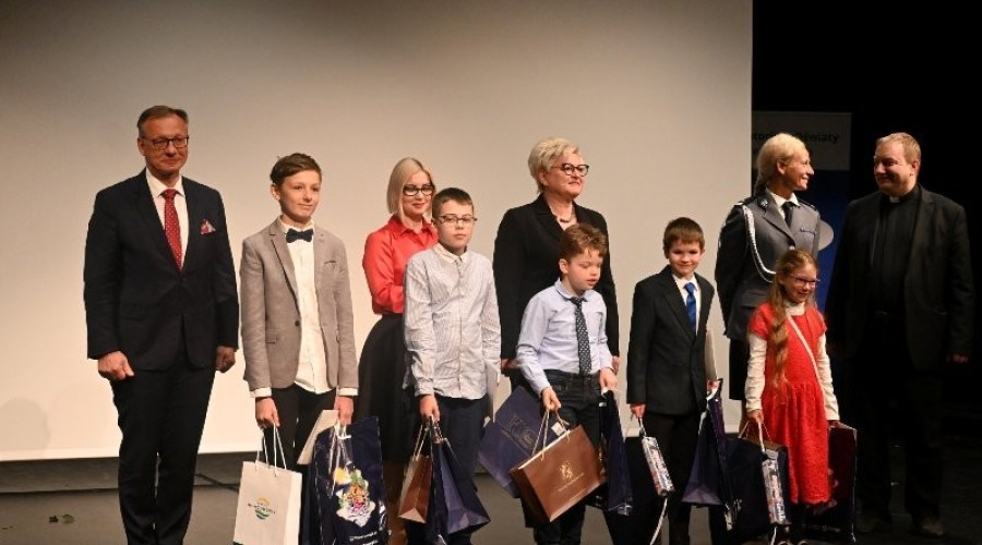 laureaci powiatu nowodworskiego (4)