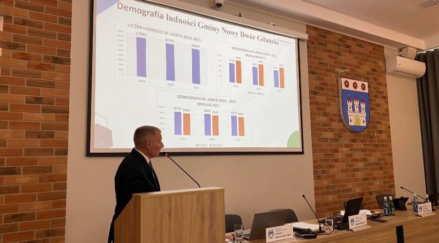 Burmistrz Michalski z absolutorium2