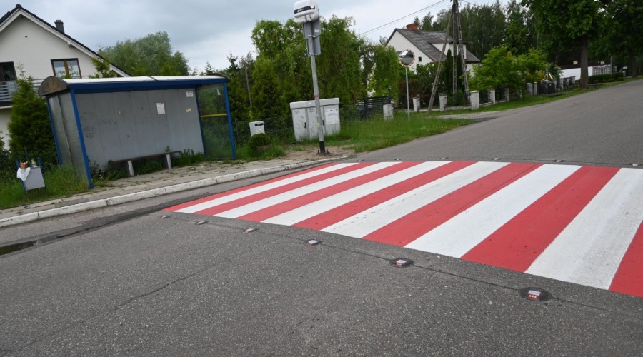 Powstało interaktywne przejście dla pieszych w Piaskowcu.