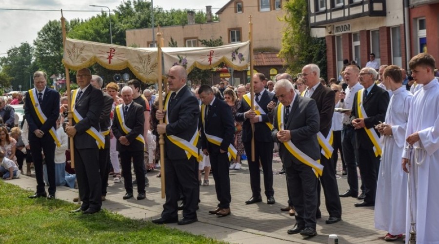 procesja Bożego Ciała w Nowym Dworze Gdańskim (21)