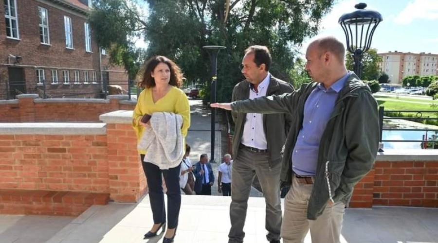 sciana w wodzie12