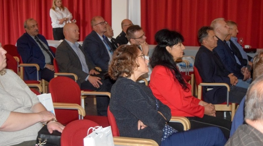 wrota sztormowe tuga 15