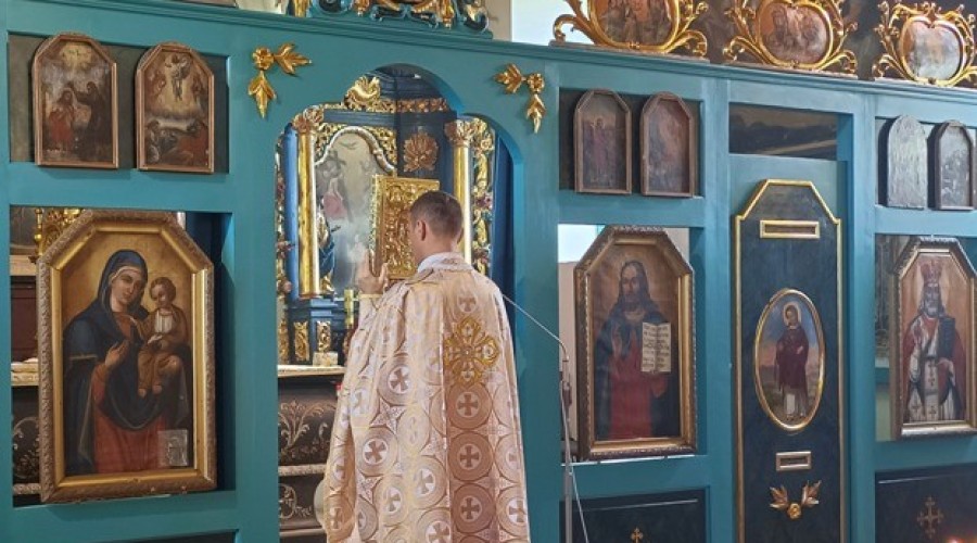 nowy ikonostas żelichowo01