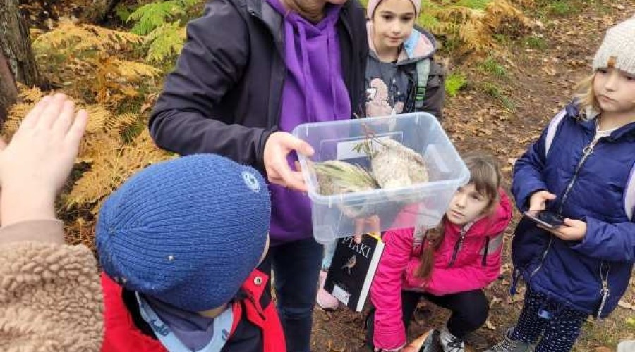 Jantar. Spotkanie uczniów z ornitologami ze stację terenowej Akcji Bałtyckiej.22