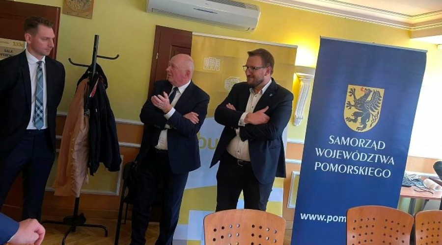 Umowa na modernizację Drogi Wojewódzkiej 501 podpisana02