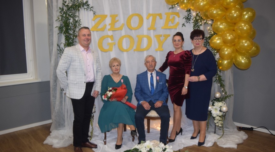 Jubileusz 50 - lecia pożycia małżeńskiego dla 7 par z Gminy Stegn (206)