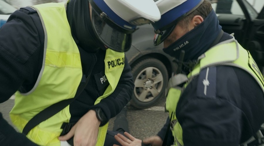 stegna bank policja (1)