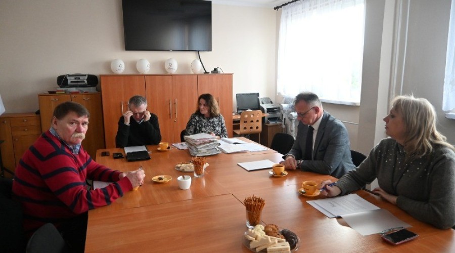 Posiedzenie Powiatowej Rady Rynku Pracy01