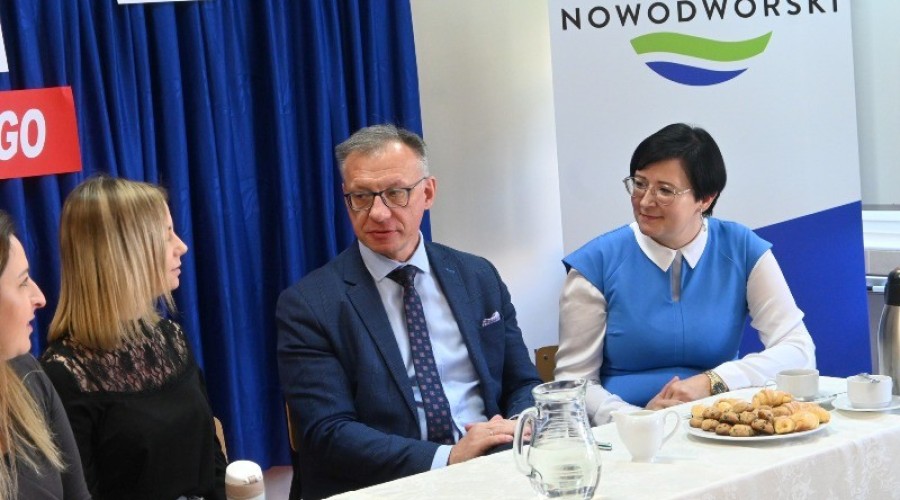 Powiatowego konkursu języka angielskiego z elementami wiedzy o krajach anglojęzycznych (10)