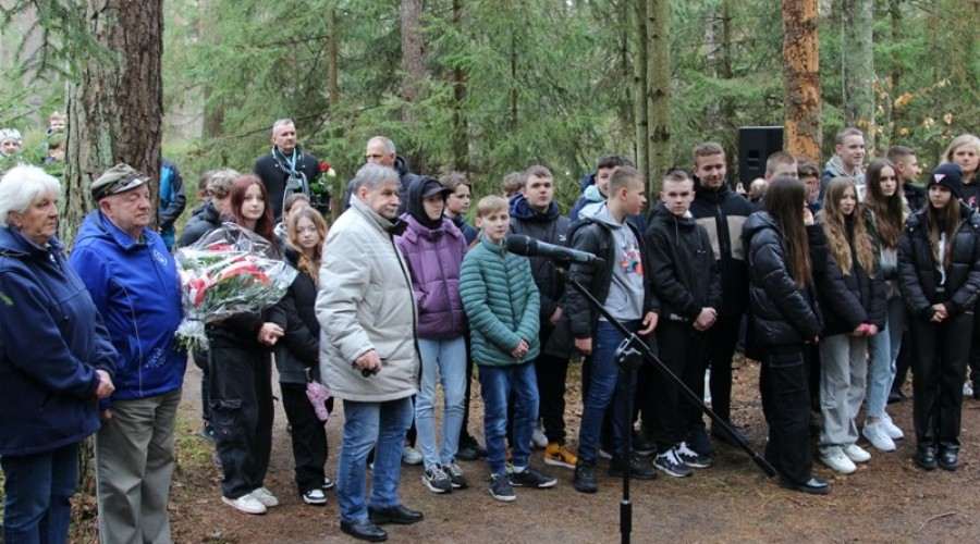 zastrzeleni w lesie muzeum stutthof01