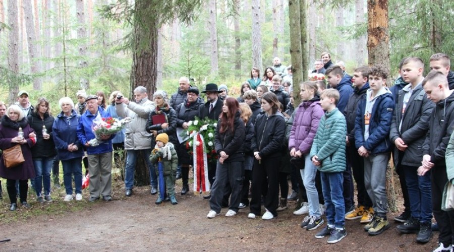 zastrzeleni w lesie muzeum stutthof05
