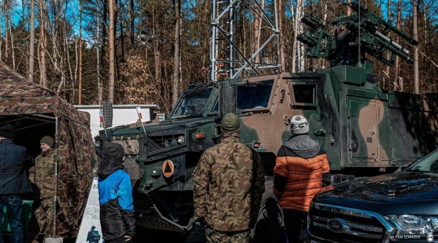 Piknik wojskowy w Jantarze (4)