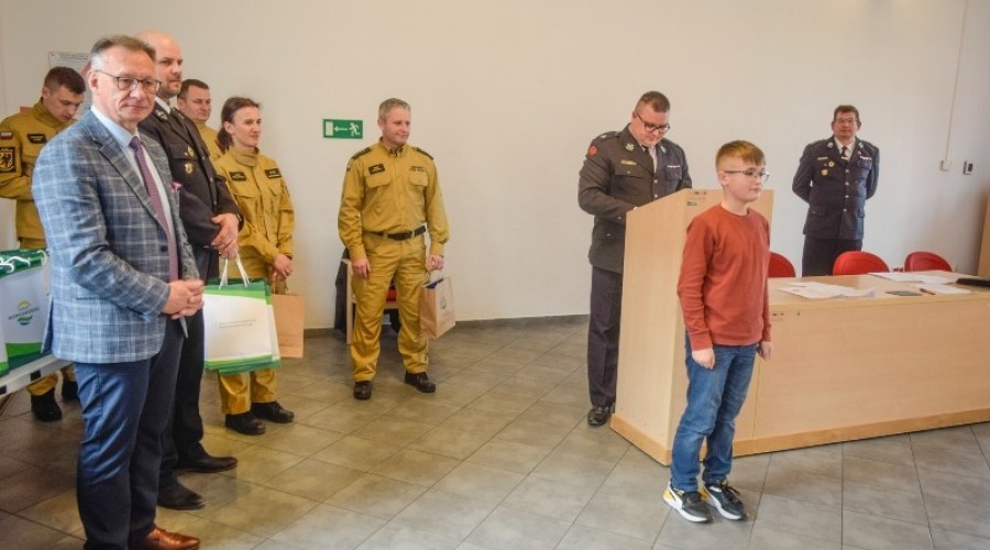 mlodzież zapobiega pożarom (31)