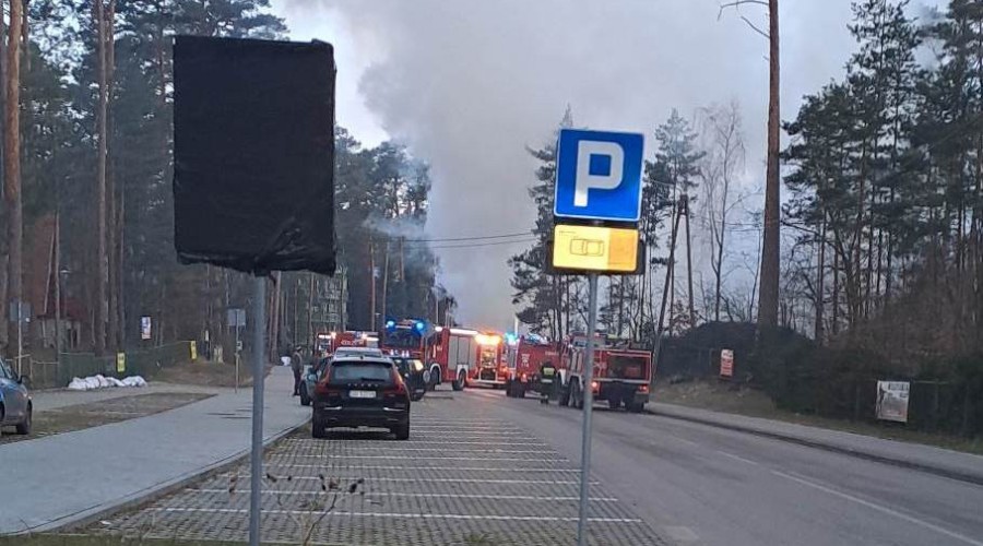 pożar baru w stegnie  (3)