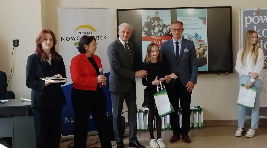 kpowiatowy konkurs piosenki angielskiej07