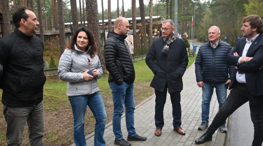 przebudowa chodnika przy drodze powiatowej nr 2326G ul. Morskiej zakończona. (4)