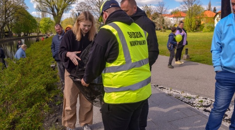 Zawody wędkarskie dla dzieci młodzieży (148)