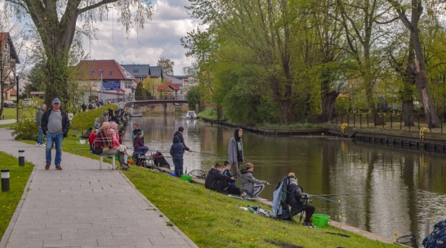 Zawody wędkarskie dla dzieci młodzieży (156)