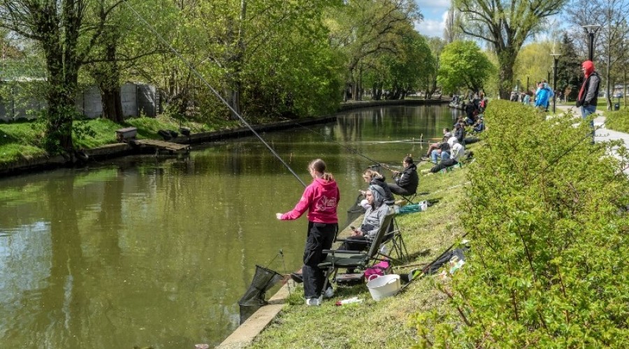 Zawody wędkarskie dla dzieci młodzieży (175)