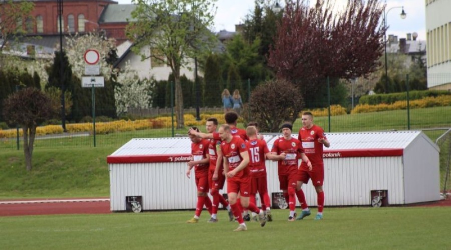 Majówka na 6! Dwa mecze 6 pkt, czyli wyjazdowe zwycięstwo Żuław (22)