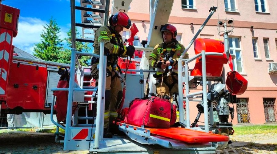 cwiczenia strazaków szpital nowy dwor gd3