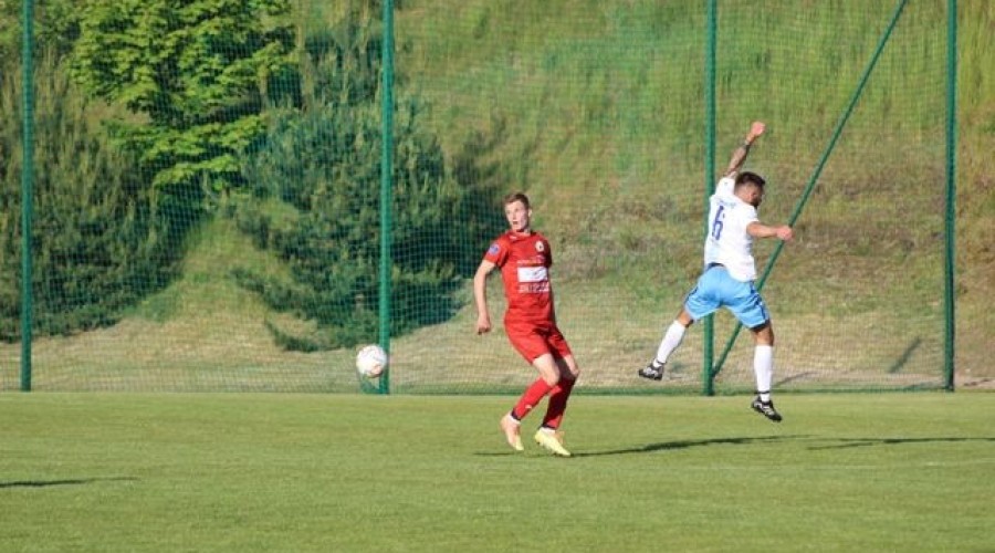 Niestety przegrywamy spotkanie z drużyną KS Skorzewo.42