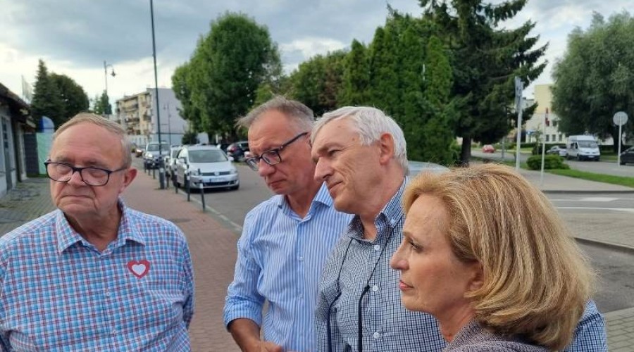 369351237_1542077299866053_6072626340919459006_n