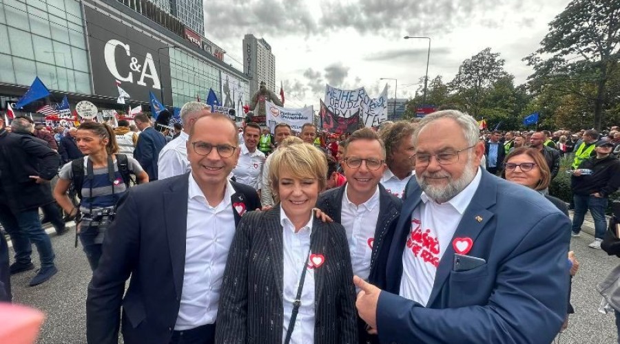 piotr adamowicz kandydat na posła12