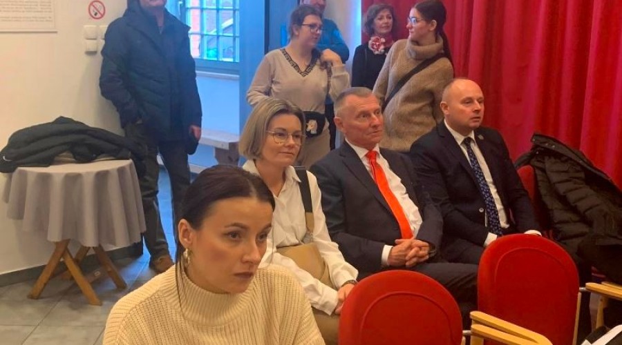 400097284_651996440447564_1226644040893398145_n