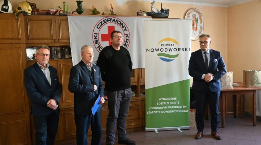 Młoda Krew Ratuje Życie. Pod Honorowym Patronatem Starosty Nowodworskiego. (2)