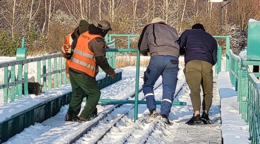 Remont zabytkowego, obrotowego mostu kolejowego w Rybinie zakończony (8)