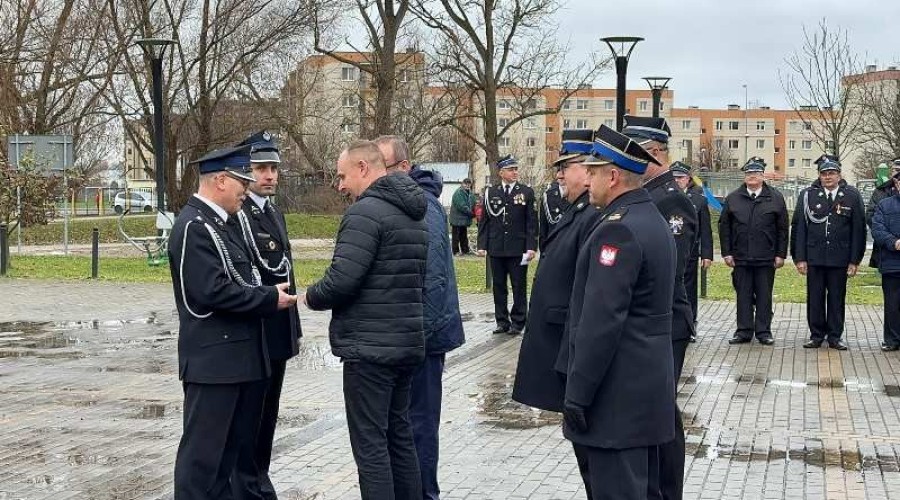 nowy samochod dla osp nowy dwór gd (8)