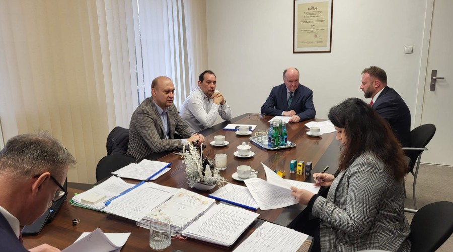 umowa dzierzawy kolejka powiat nowodworski (3)