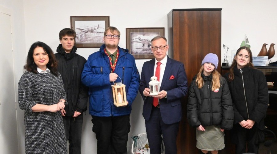 Betlejemskie Światło Pokoju powiat nowodworski  (2)