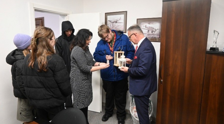 Betlejemskie Światło Pokoju powiat nowodworski  (4)