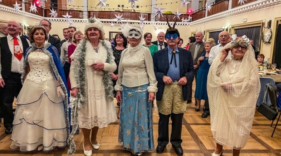 karnawalowy bal seniora08