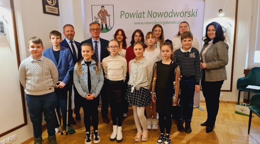 Nagrody sportowe Powiatu Nowodworskiego wręczone. (38)
